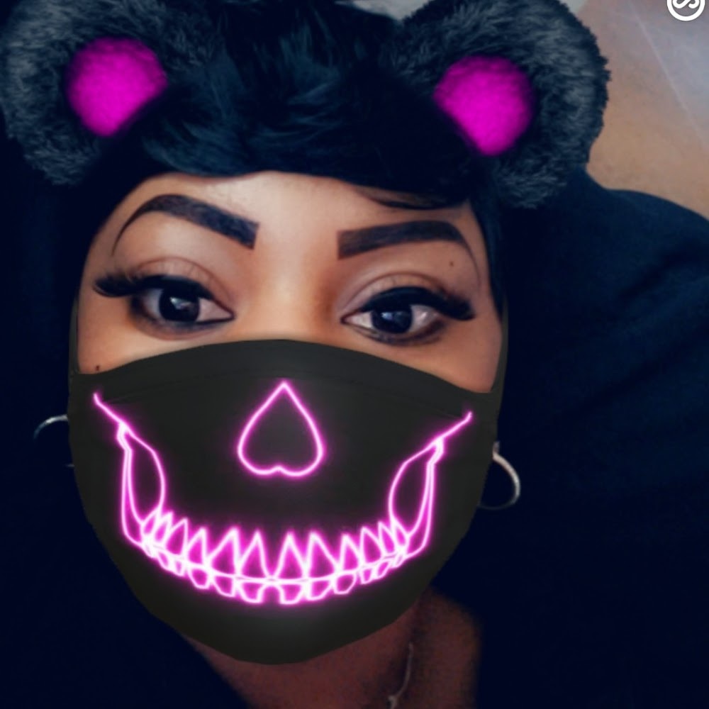 Meet your Posher, Kaira